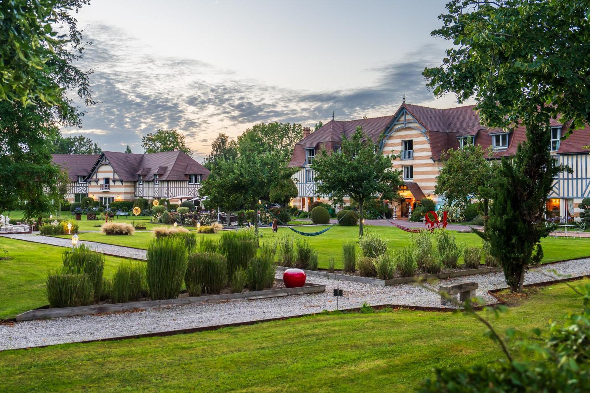 Hotel Le Manoir De La Poterie & Cricquebœuf