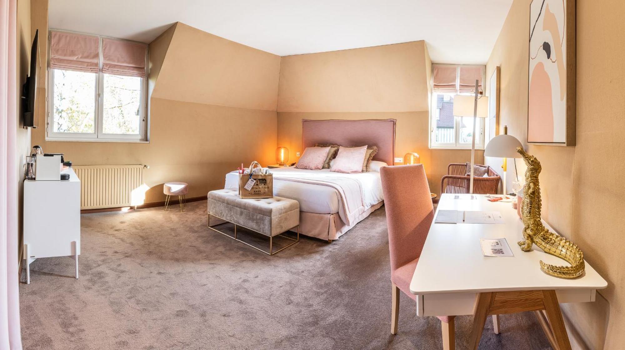 Hotel Le Manoir De La Poterie & Cricquebœuf
